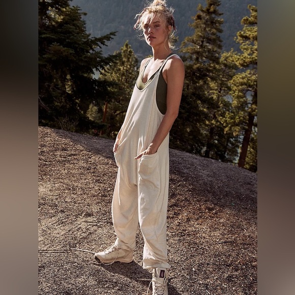 Free People Hot Shot Onesie Size Large NWT - Picture 3 of 14